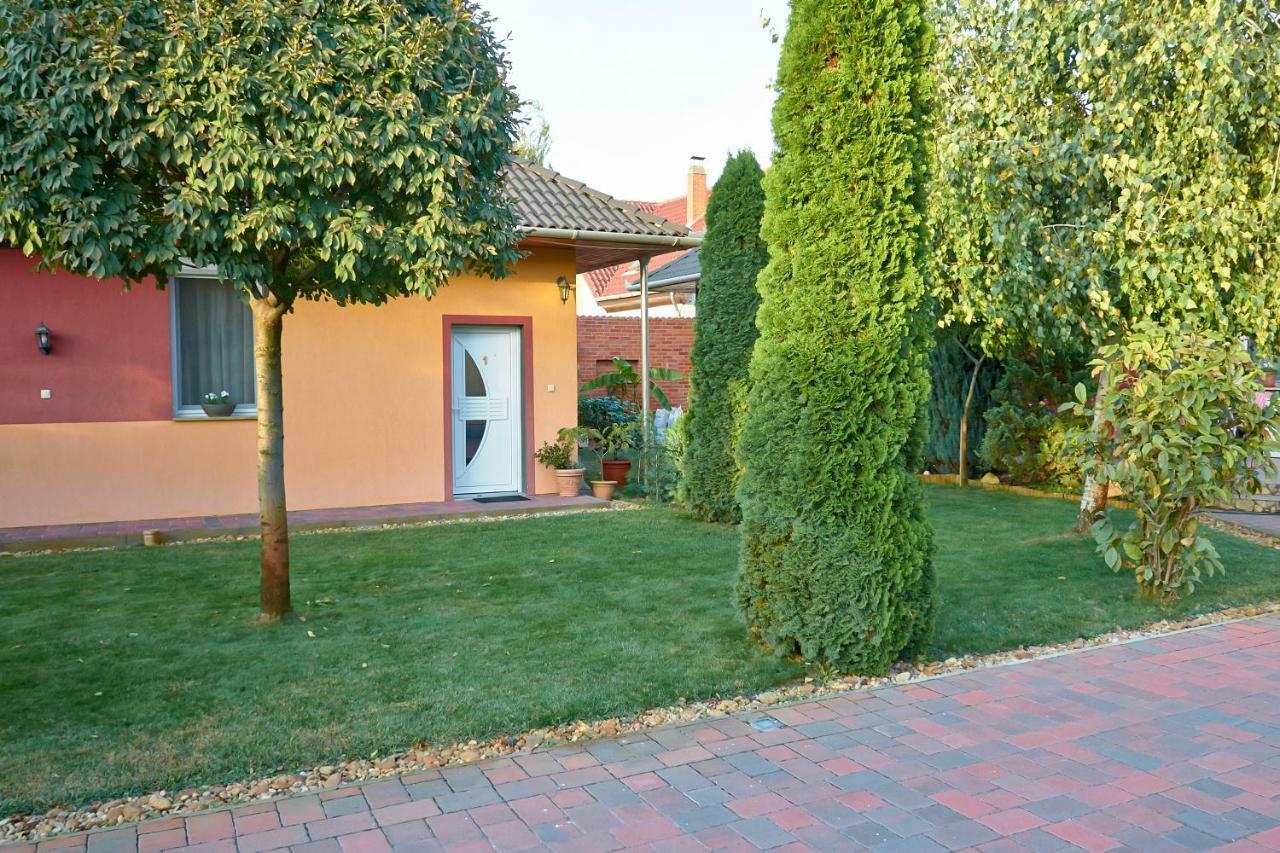 Mórahalom Homokhati Apartman מראה חיצוני תמונה